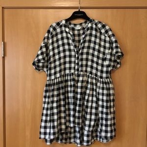 Anthropologie boho Black and white checkered top.